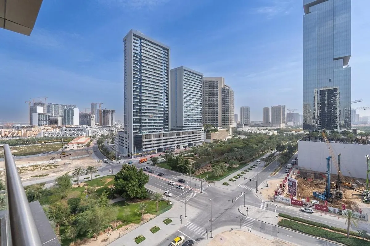 Awesome Studio At Park View Tower In Jvc With Skyline Views Dubaj Apartmán