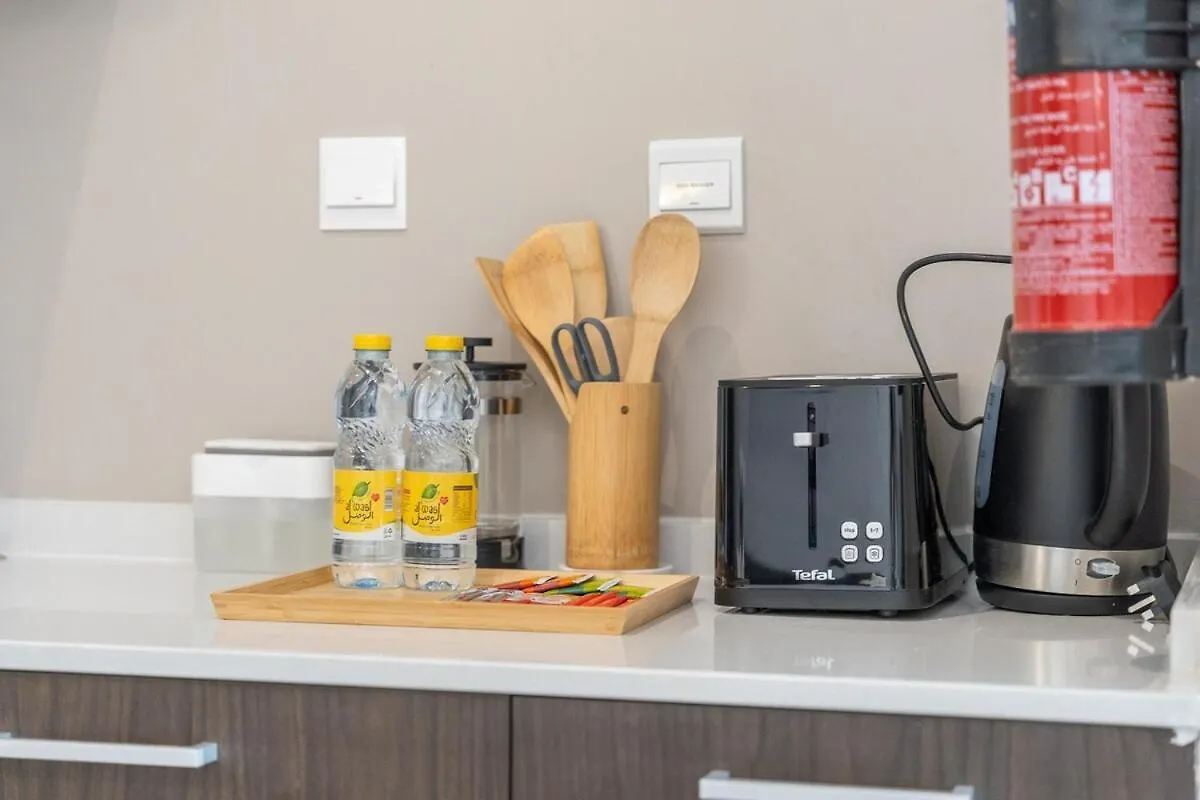 Awesome Studio At Park View Tower In Jvc With Skyline Views Dubaj Apartmán